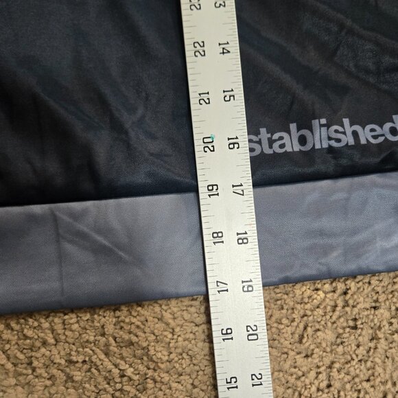 Ubix Now Women's UFC Graphic Crop Hoodie Pullover Black Women's XL New w/o Tags - Picture 12 of 14